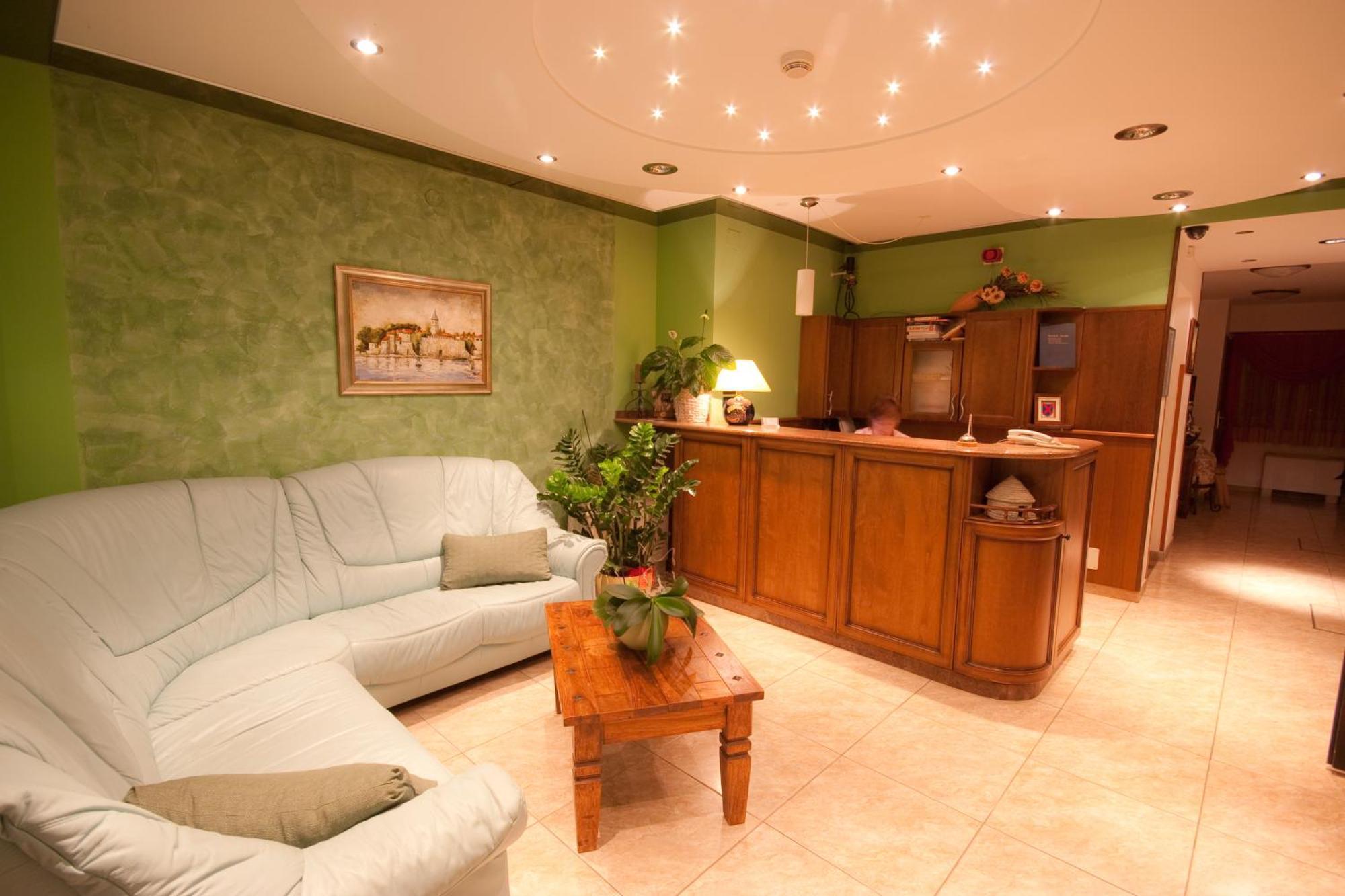 Hotel Makin Novigrad Istria Exterior foto